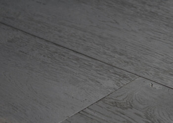Black-&-grey-oak-Flooring